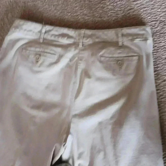 Liz Claiborne khaki oants 16 R - Picture 2 of 5